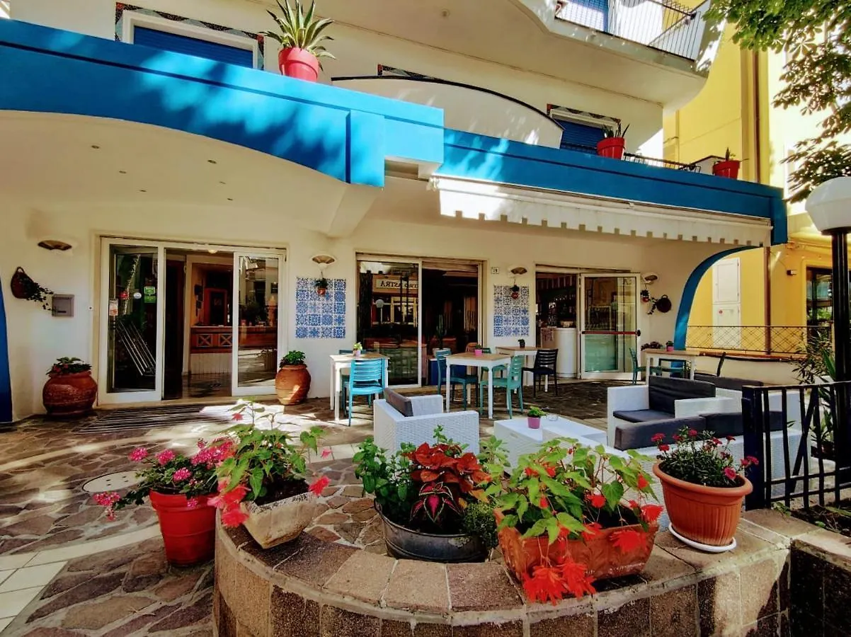 Hotel Adria B&B - Colazione Fino Alle 12 Misano Adriatico